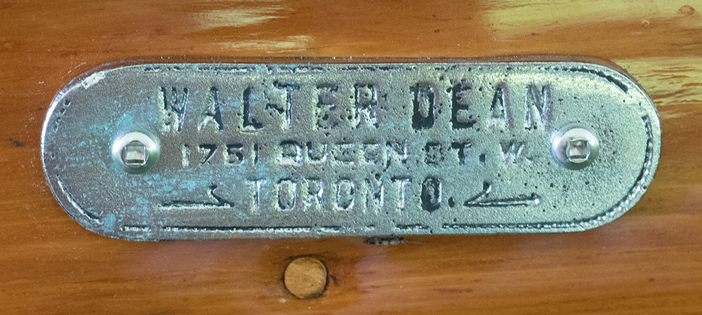 Walter Dean thwart tag